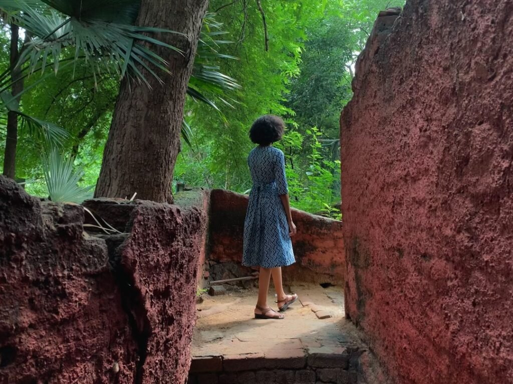 complex societal collapse lessons, ancient Maya city ruins with dense jungle, illustrating systemic vulnerability